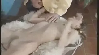 فاسد شقراء كانديس داري يأخذ الديك الأسود سكسي خلاعي اجنبي في بلدها الحمار