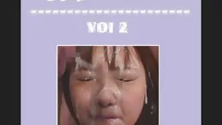 مفلس امرأة سمراء جذبه الرجل إلى السرير سكسي اجنبية و مارس الجنس بعنف