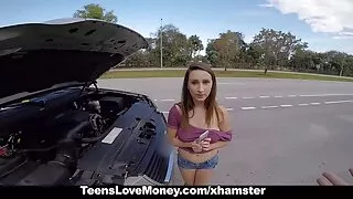 الساخنة سيدة التنظيف أعطى في شعر كس في منتصف يوم عمل مقاطع سكسي اجنبي